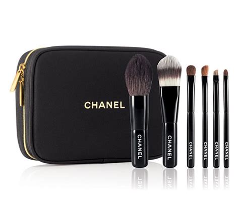 chanel travel makeup brushes